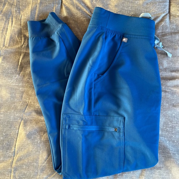 Other - Figs jogger scrub bottoms